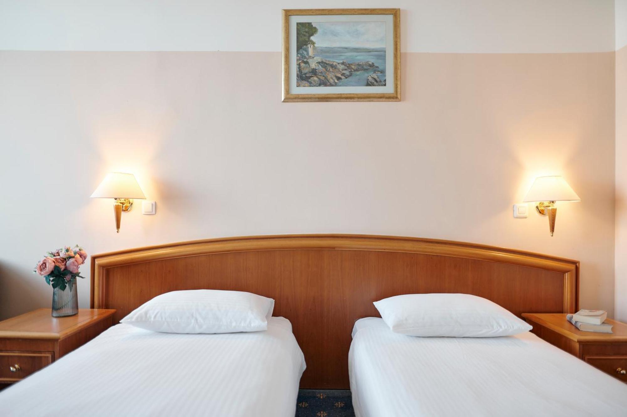 Hotel Lovran Room photo